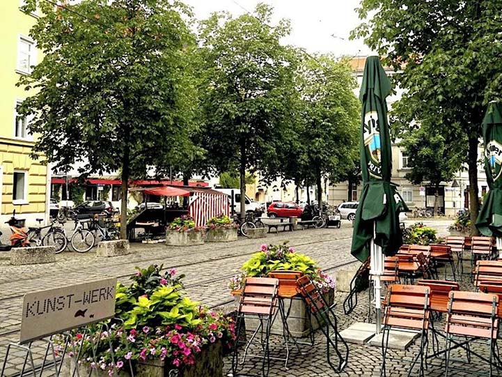 Blick auf die Steinstraße